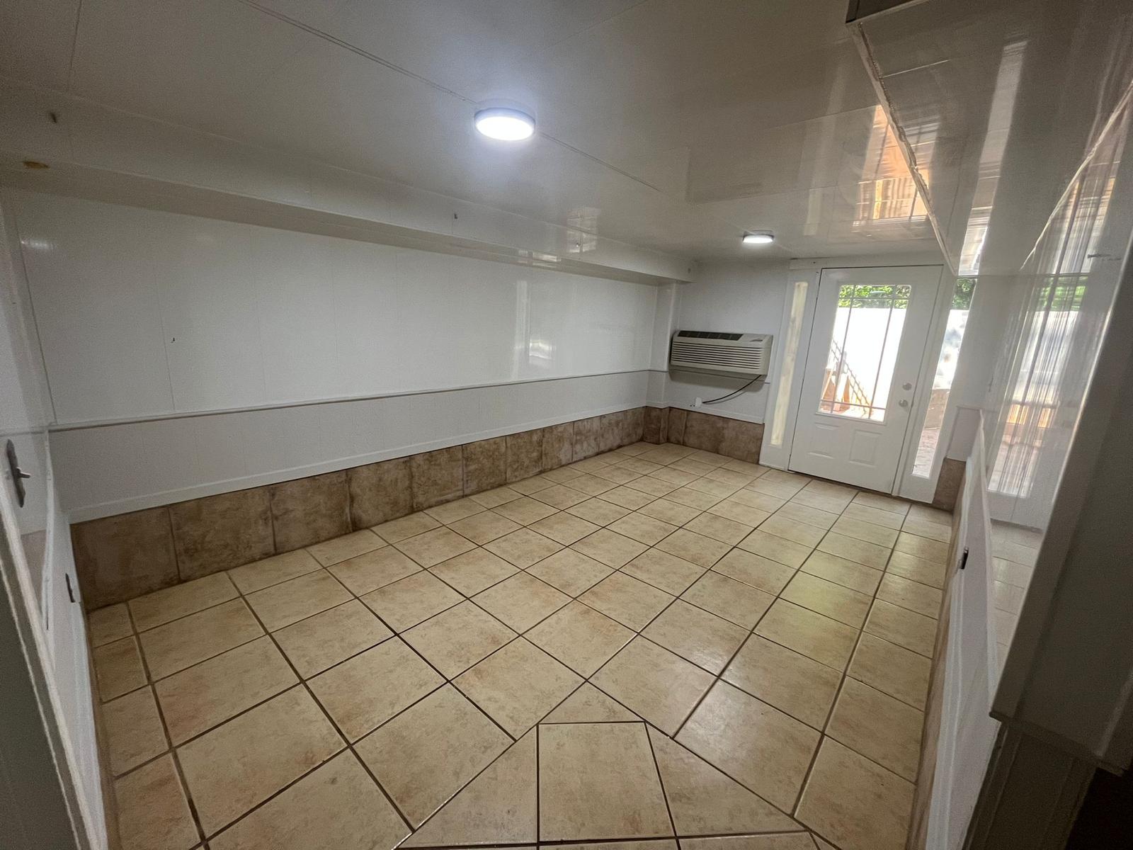 3923 Fraser Circle - 2 photo 7