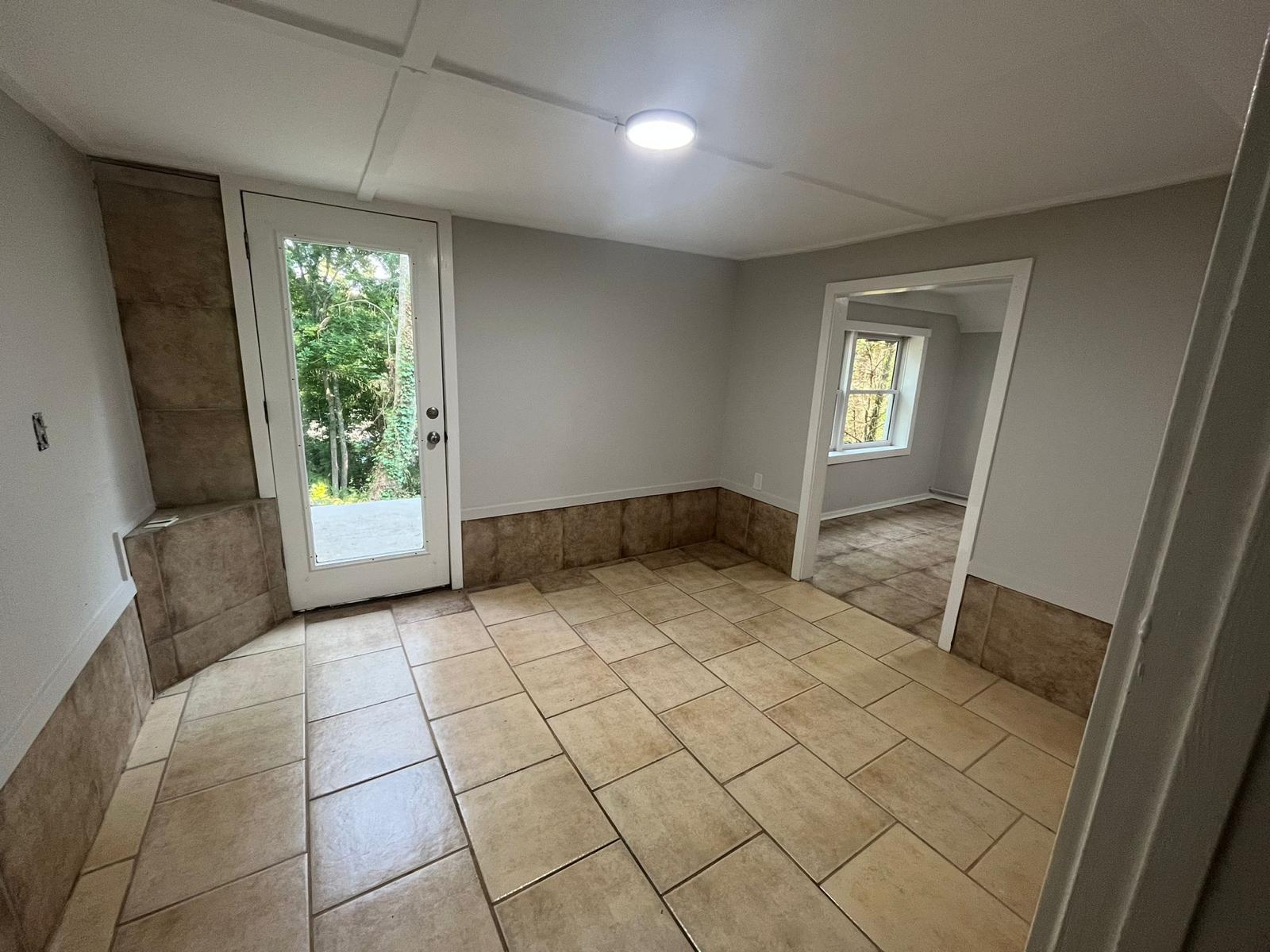 3923 Fraser Circle - 2 photo 6